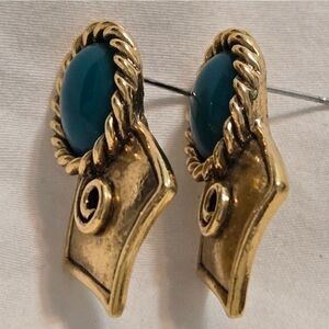 v i n t a g e Art Deco  Metal Post Earrings Gold And Green